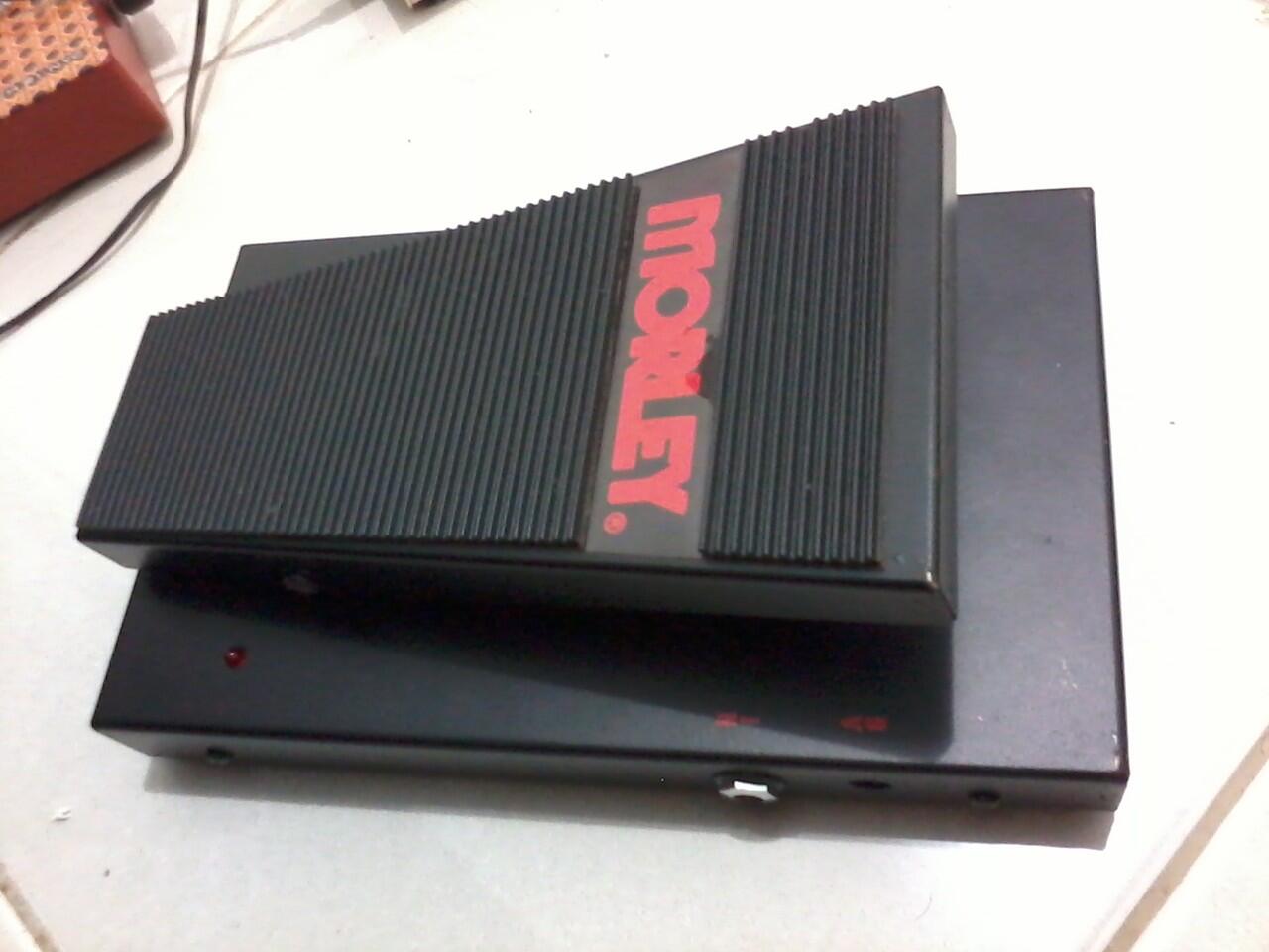Morley Bad Horsie Wah Vai-1