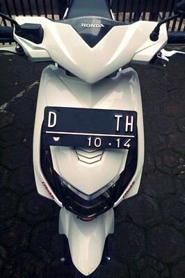 HONDA BEAT 2009 PUTIH