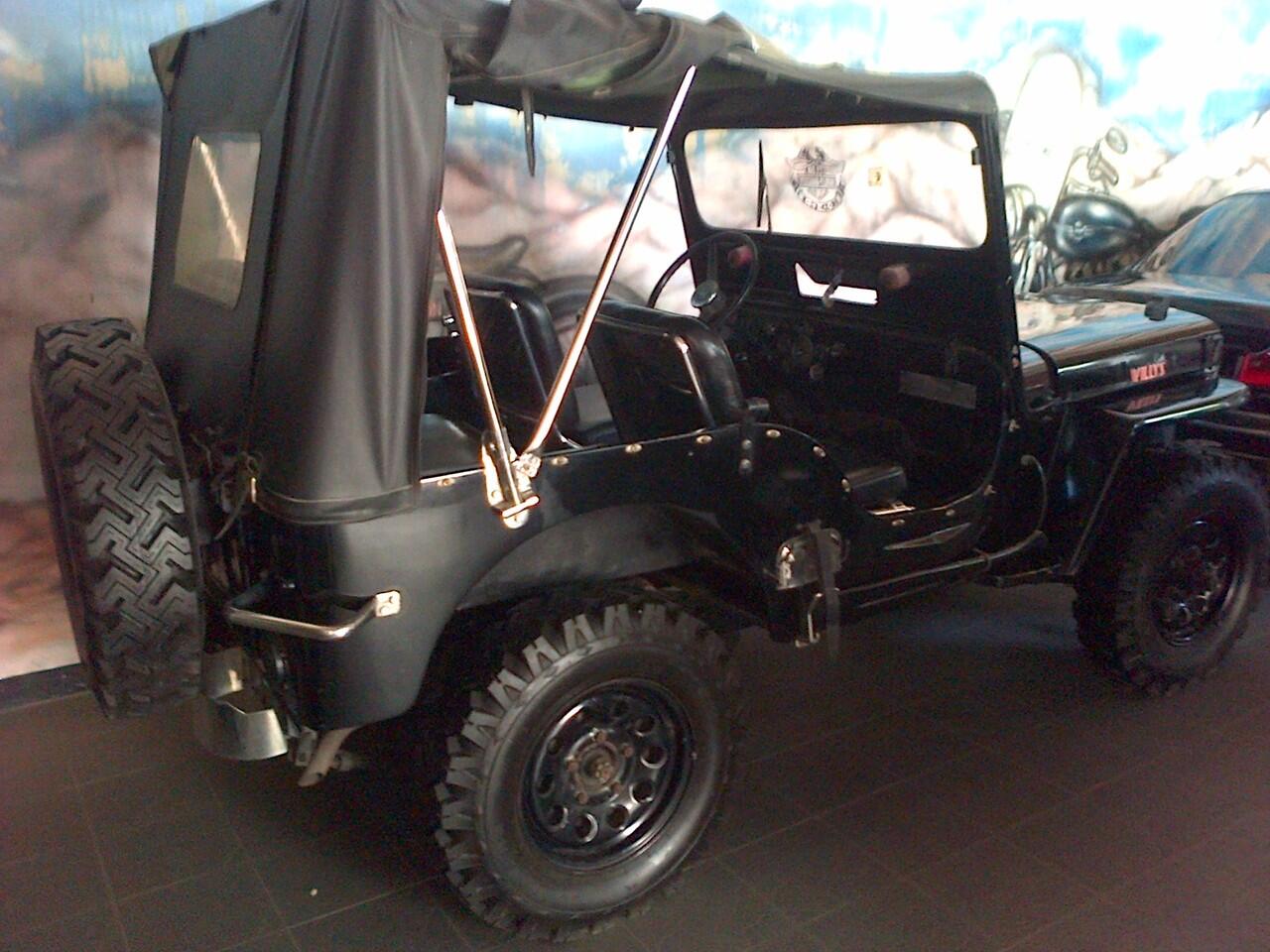 wts: jeep willys 1947 + anghang