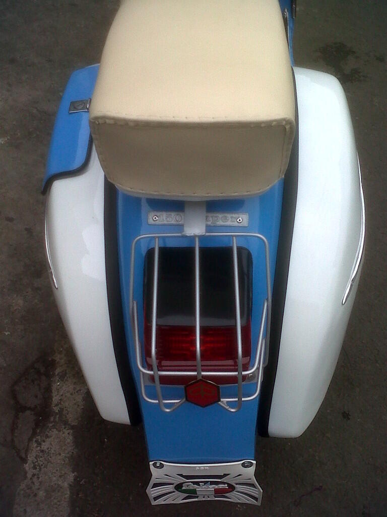 VESPA 1975 (P/) SUPER BLUE JAZZ ORIGINAL