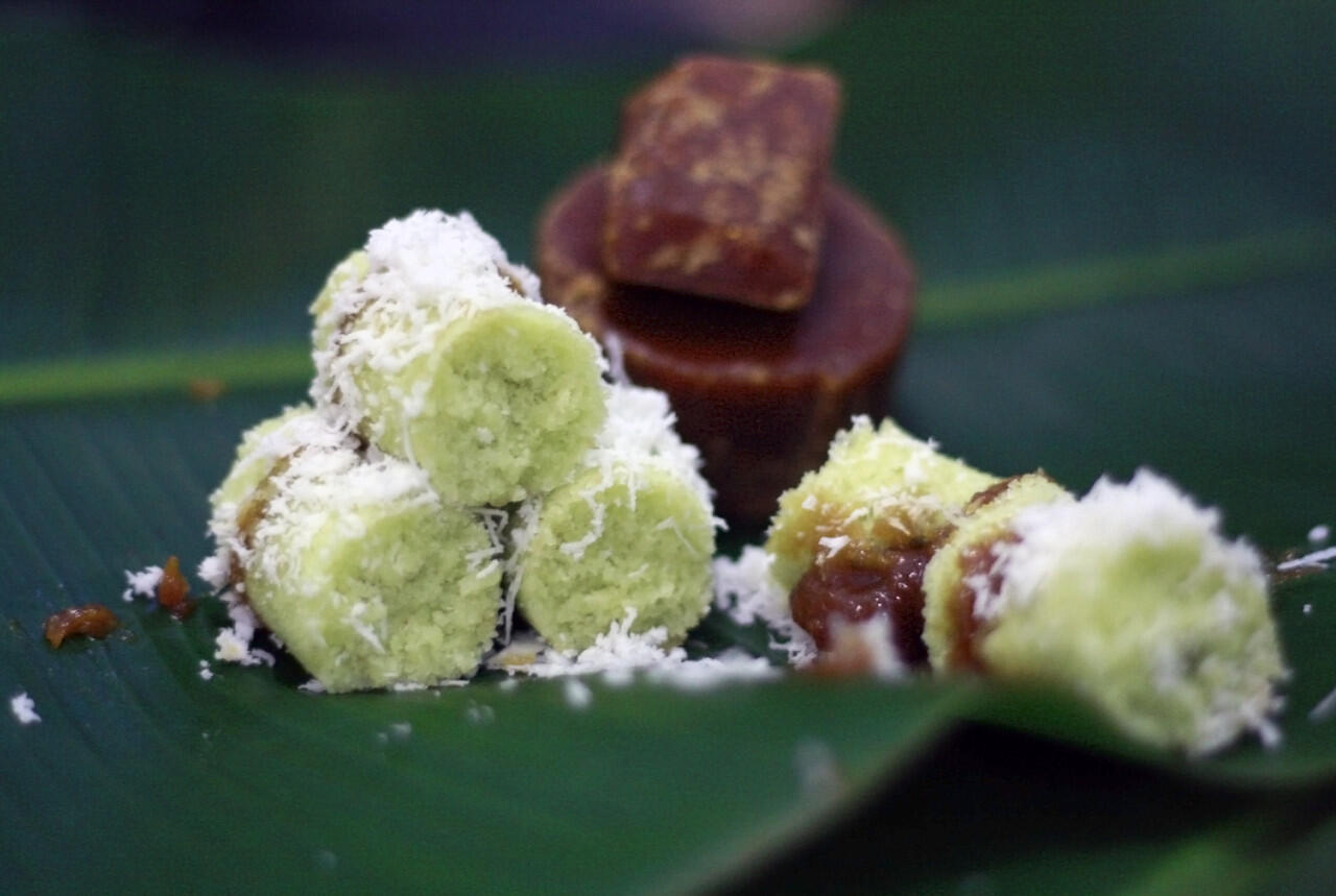 &#91;SHARE&#93; Kue Putu { Jajanan Tradisional Yang Mulai Terlupakan }