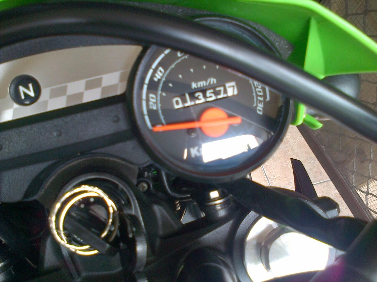 Kawasaki D tracker 2012
