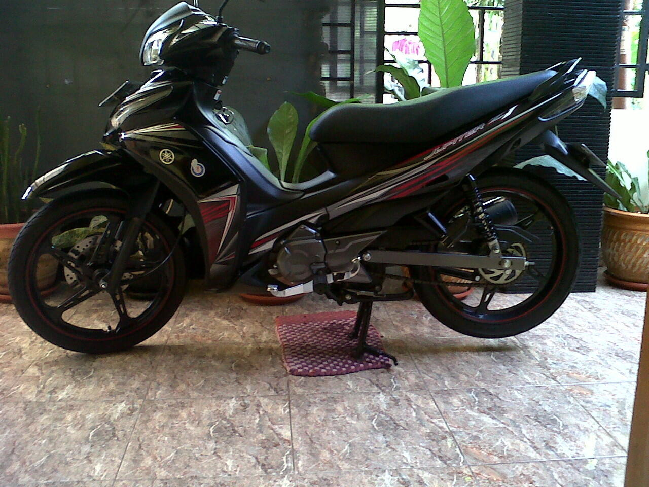 YAMAHA New F1 2012 bln 10