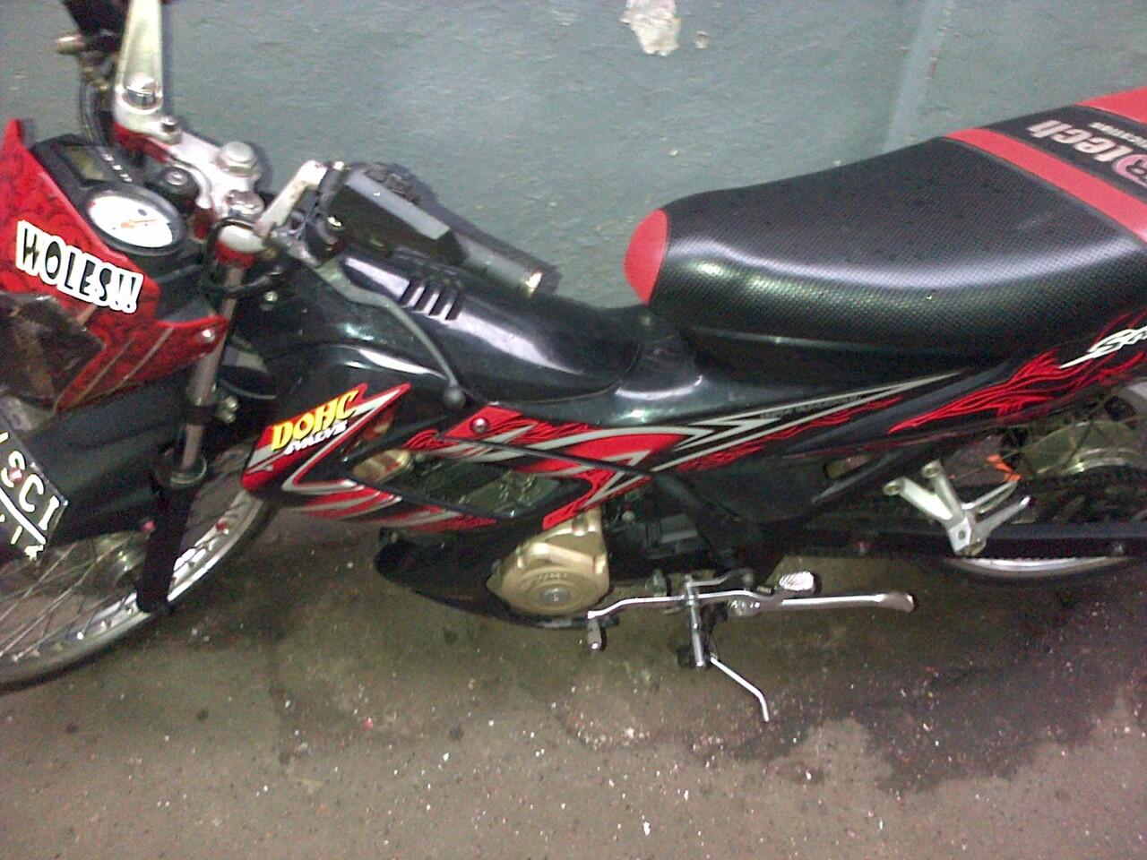 suzuki satria 2004 bulan 12