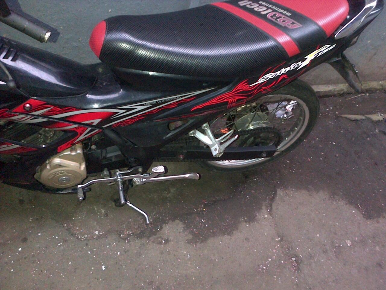 suzuki satria 2004 bulan 12