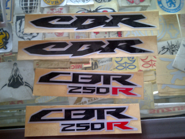 ^ stiker 3M for NINJA,CBR,RAIDER,dll