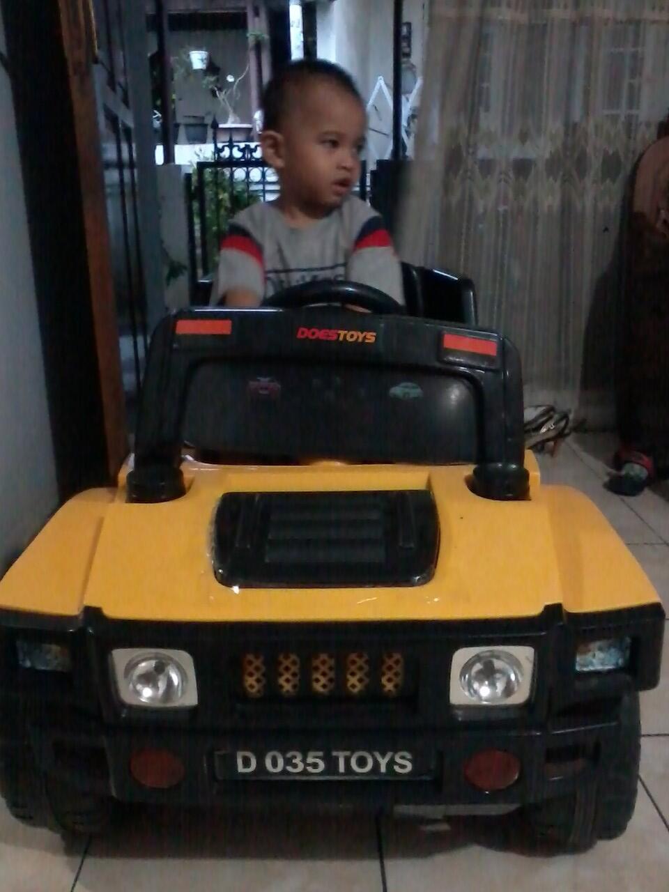 Jual Mainan Mobil Aki merk DOES TOYS