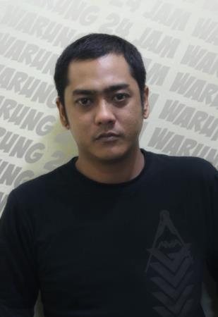 PENIPU BERKEDOK SELLER HP BCA a.n BOBBY AGUSTA WALDI