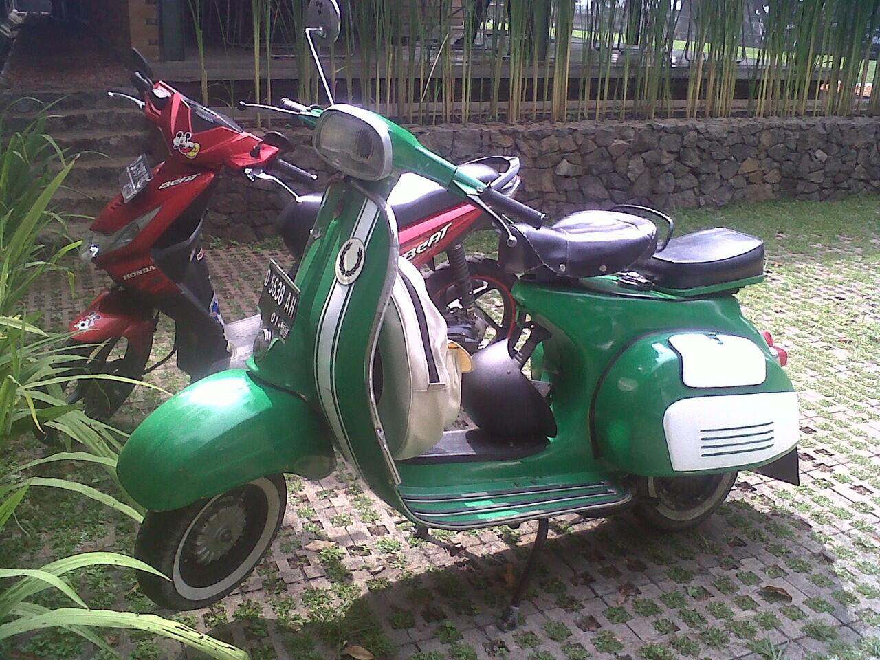 VESPA SUPER TAHUN 1976 (BANDUNG)
