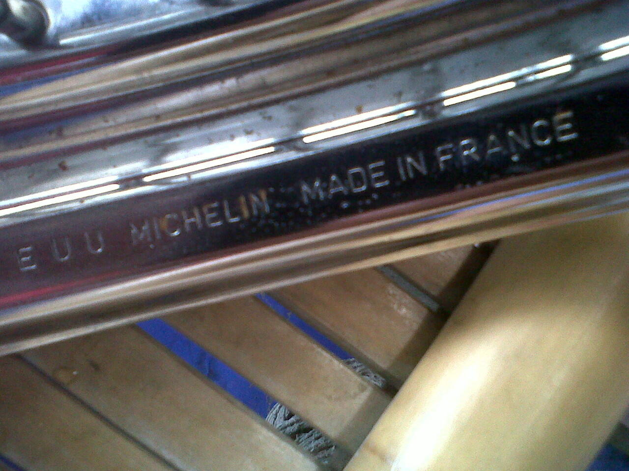 velg lebar merk MICHELIN made in FRANCE tromol yamaha mio bandung