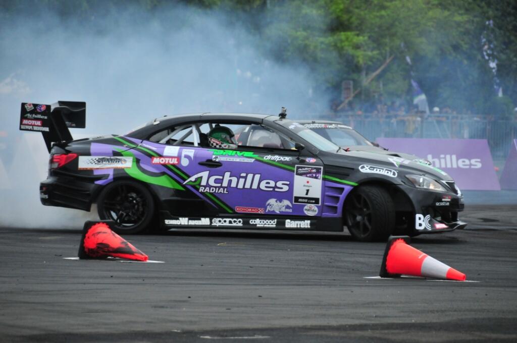 kumpulan foto foto mobil drift (pict+)