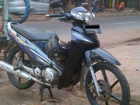 Honda kharisma 125 Tahun 2004