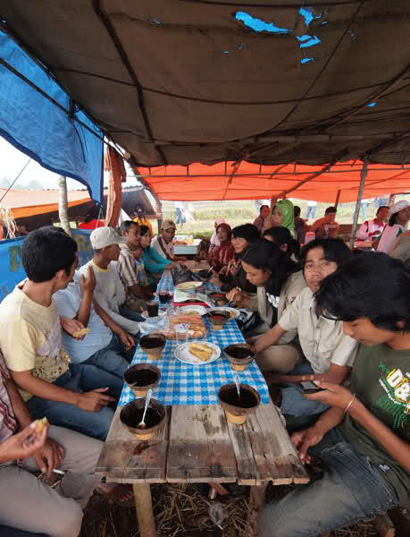 Kopi Kawa Daun Minuman Tradisional Minangkabau