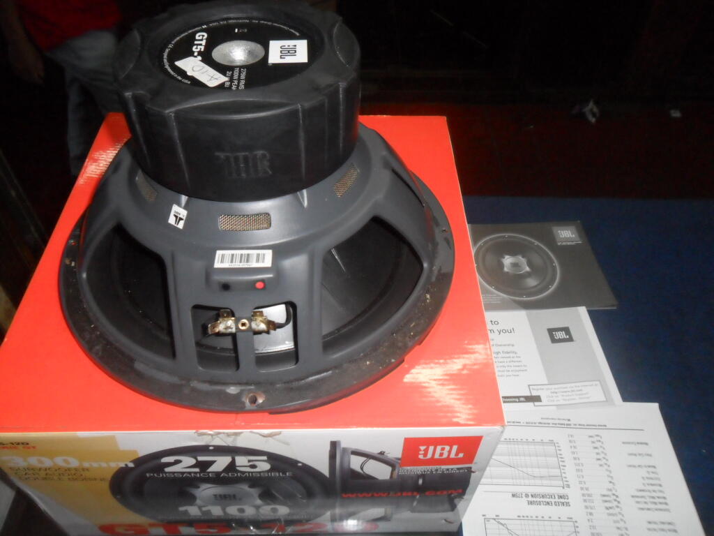 Terjual jual subwoofer JBL 12" bekas KASKUS
