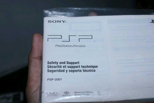 PSP 2001 Lengkap dan masih mulus