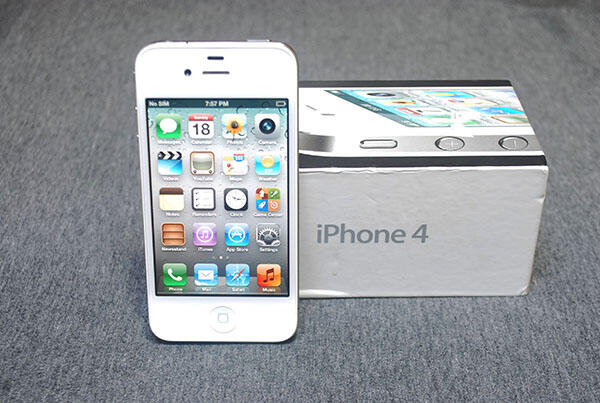 iPhone 4 & 4S || Black & White | 16Gb & 32GB | FULLSET | 2nd | MULUS || JOGJA