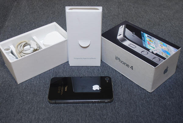 iPhone 4 & 4S || Black & White | 16Gb & 32GB | FULLSET | 2nd | MULUS || JOGJA