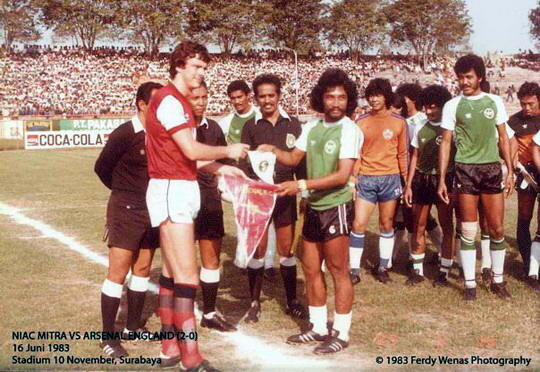 Sejarah Arsenal Dikalahkan Klub Lokal Indonesia Tahun 1983