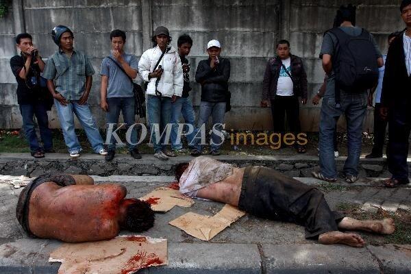 Mengenang Sedikit Luka Priok