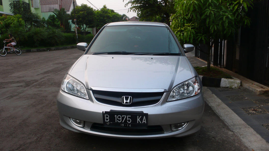 WTS : Honda Civic ES - VTIS / AT 2004 Full Original Antik