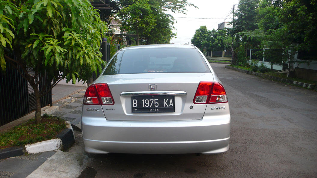 WTS : Honda Civic ES - VTIS / AT 2004 Full Original Antik