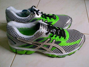SEPATU RUNNING ASICS GEL CUMULUS 15 ORIGINAL MODEL TERBARU MURAH
