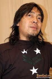 GAN yang percaya UFO masuk!!!!