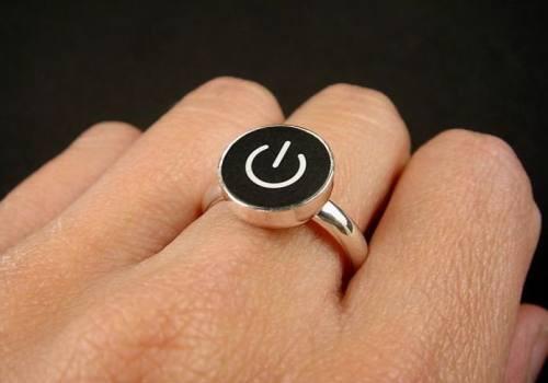Aksesoris Antik Dan Unik Dari Tombol Keyboard &#91;KREATIF GAN&#93;