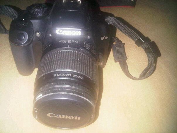 CAMERA CANON 1000 D