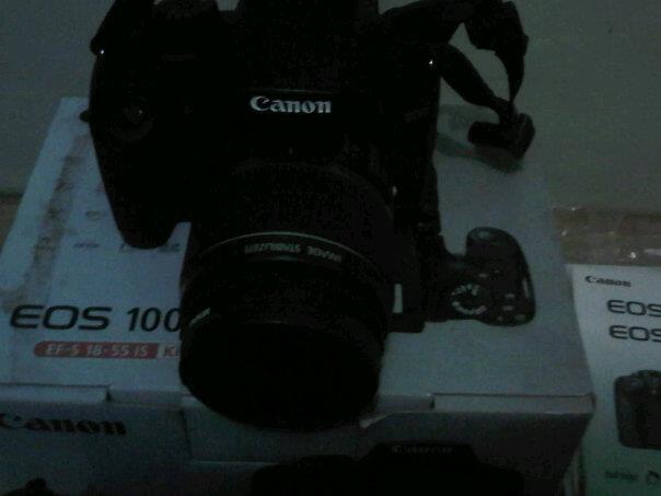 CAMERA CANON 1000 D