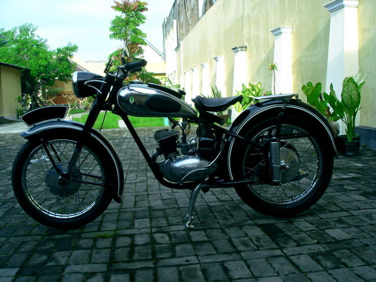 KOLEKSI MOTOR &amp; MOBIL CLASSIC ANE &#91;PAMER DIKIT COY&#93;