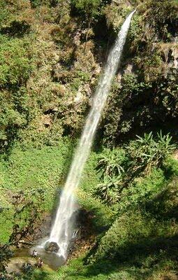 12 Air Terjun Tertinggi & Terindah di INDONESIA