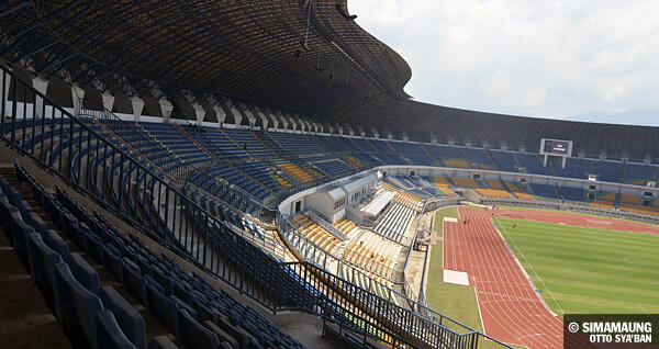 Sebentar Lagi Stadion Gelora Bandung Lautan Api di Launching Gan!!!!! 