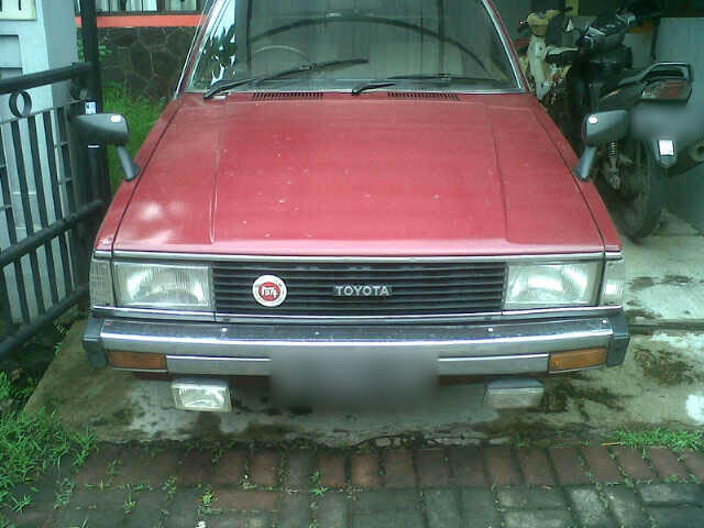 TOYOTA COROLLA DX th 1982