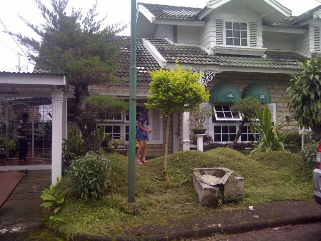 DIJUAL VILLA DI GREEN APPLE GARDEN CIPANAS (CS05)