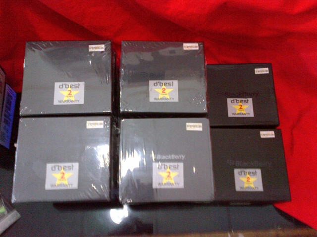 BLACKBERRY MONTANA 9930 GSM & CDMA OS.7 Cam 5mp Touch Free Inject Garansi 2 Tahun