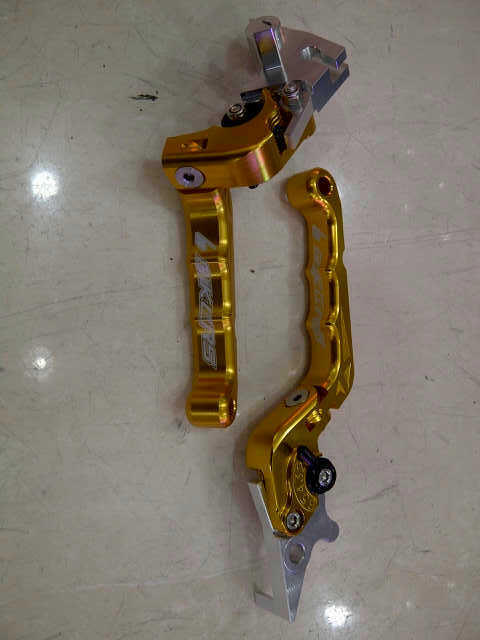 Cari FOOTSTEP UNDERBONE NUI REPLIKA M-SATO SATRIA FU 