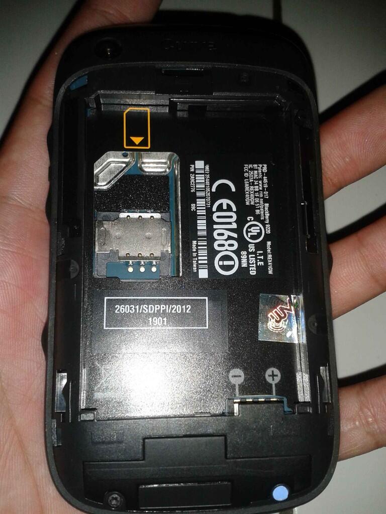 BlackBerry Curve 9220 Garansi TAM