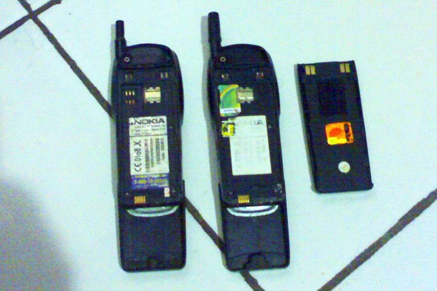 Jual HP Jadul Paket 14413: Mesin Nokia 7110 2unit & Panasonic GD55