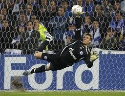 Posisi Seorang Goalkeeper (Penjaga Gawang/ GK) menurut ane ...