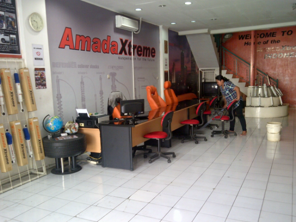 Shockbreaker Innova, Fortuner, Prado, Hilux, hardtop dll by Amadaxtreme