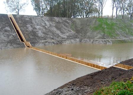 Jembatan Nabi Musa di Belanda keren banget