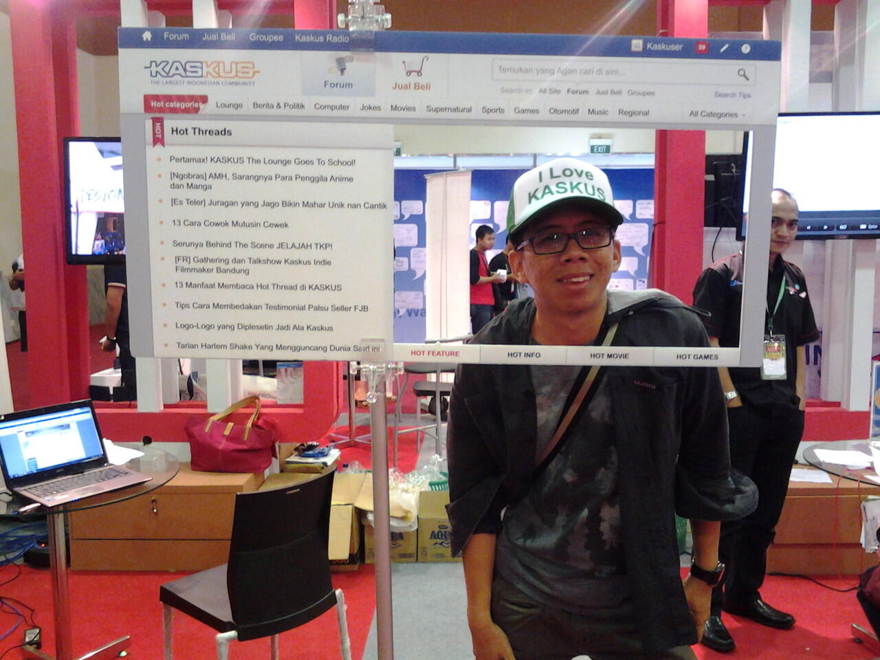 Yok Gan, ke boothnya KASKUS di Traceroute Party 2013!