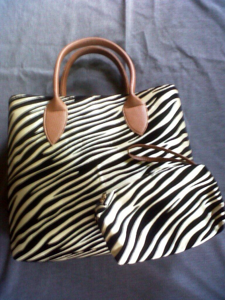 Tas Leopard, Polkadot, Abstrak