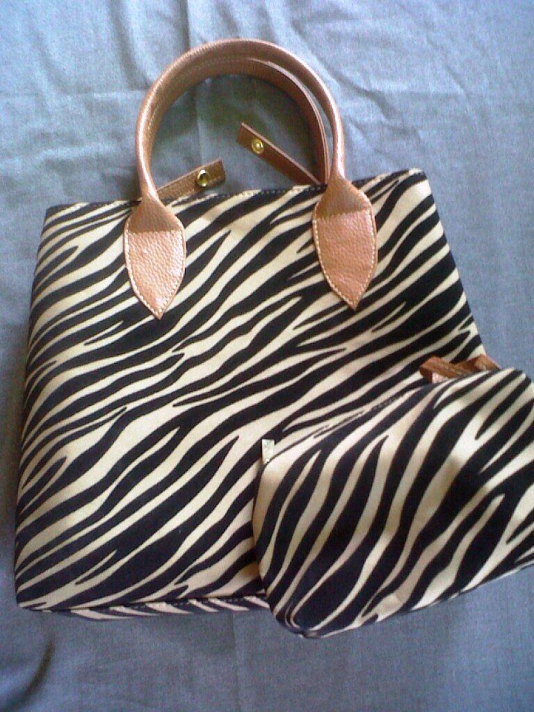 Tas Leopard, Polkadot, Abstrak