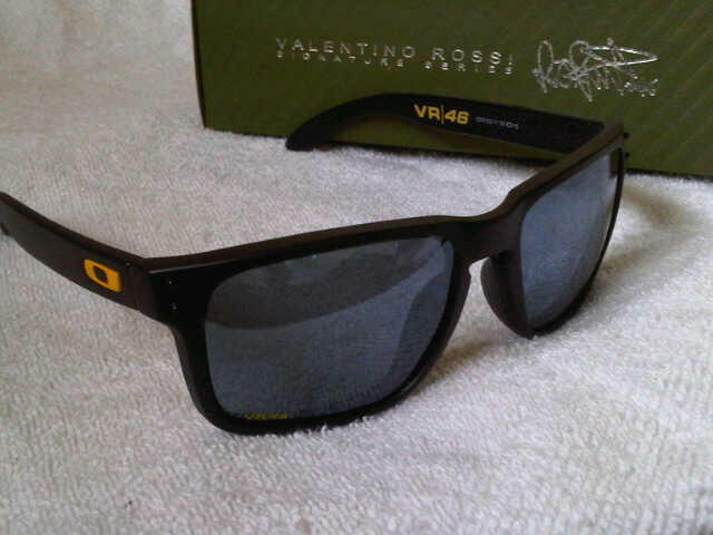 Kacamata / Sunglasses Oakley KW Super Holbrook Frogskin Crosshair Deviation Jupiter