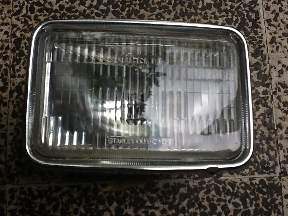 Parts SUZUKI TS125 2nd (teromol depan, headlamp)