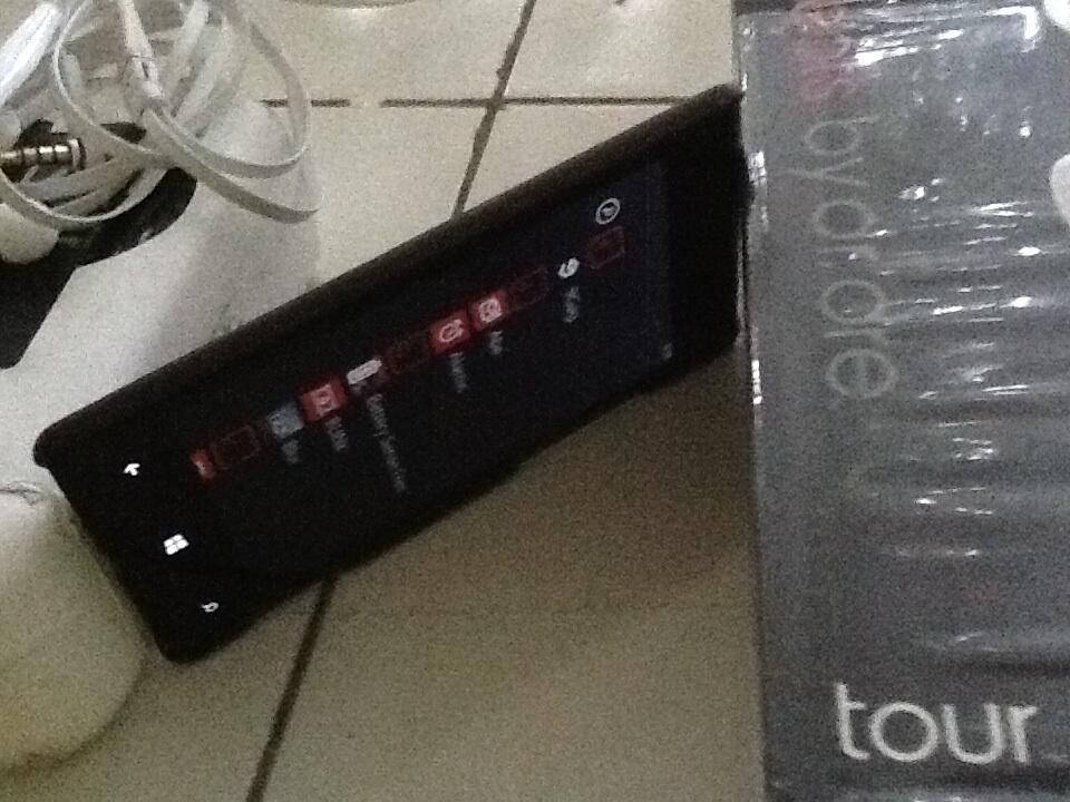 HTC 8X win 8 best audio dan display - black lengkap garansi resmi dan murah