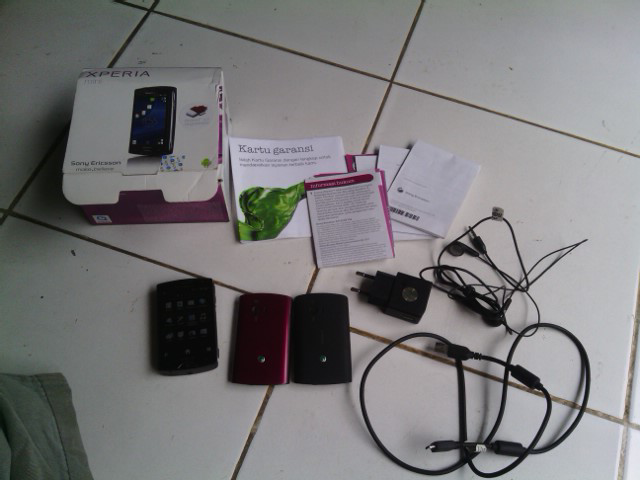 Sony Ericsson Xperia Mini (xperia) ST15i fullset & HTC Touch Pro Batang Grab It Fast