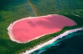 Cantiknya Danau Warna Pink yang Misterius di Australia